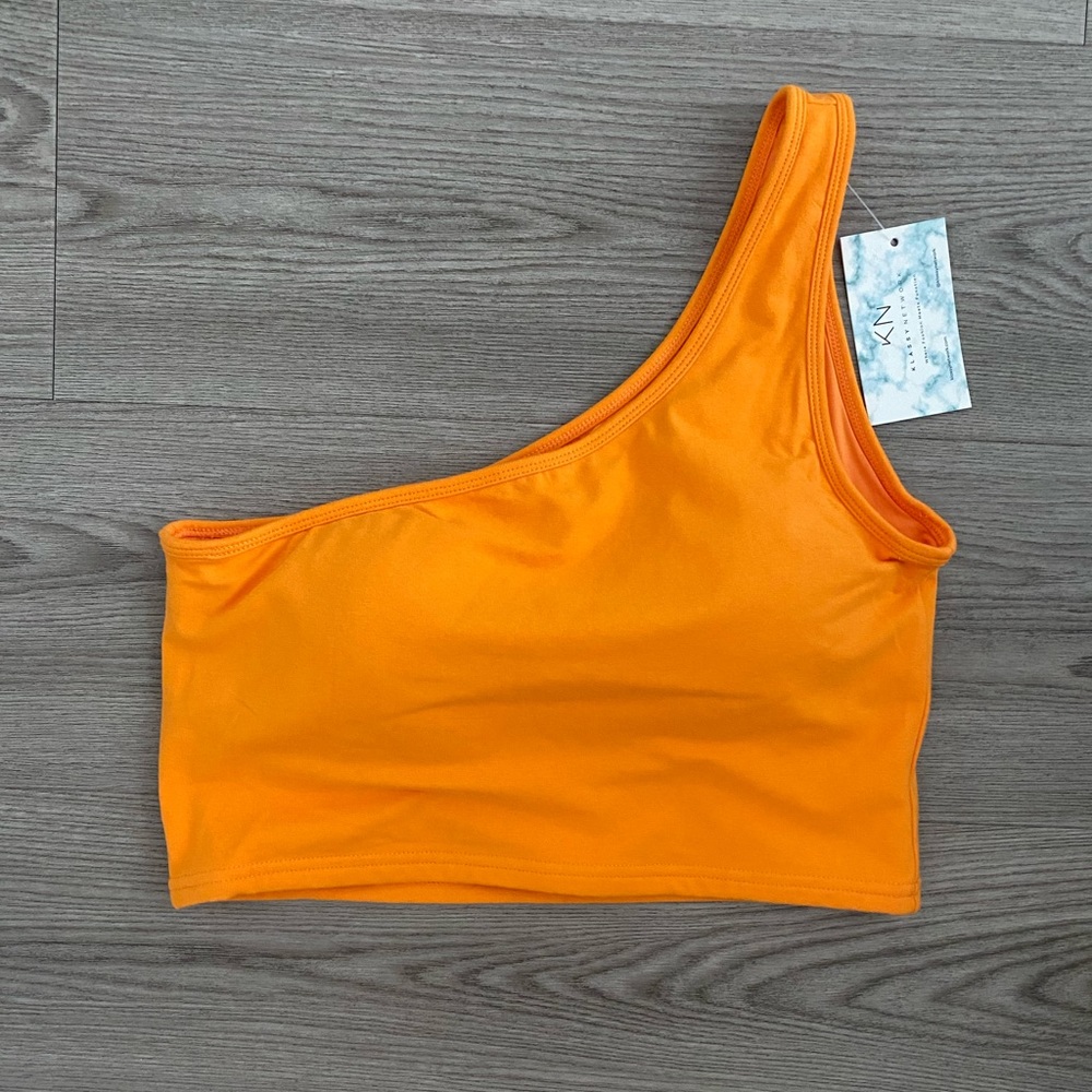 NWT One Shoulder Brami Crop